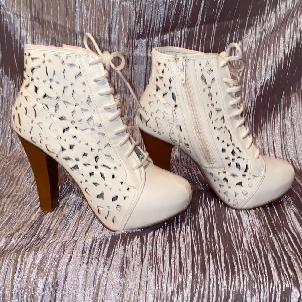 ankle boot